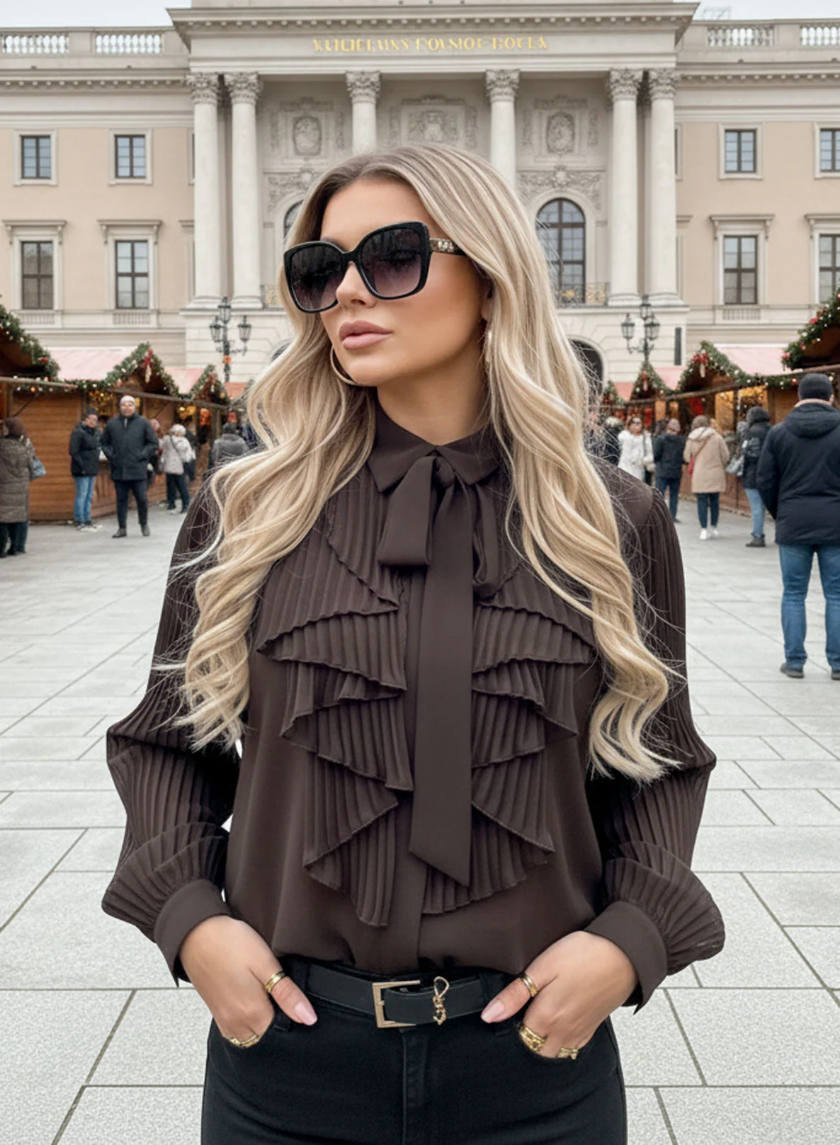 Camicia marrone con rouches e plissè