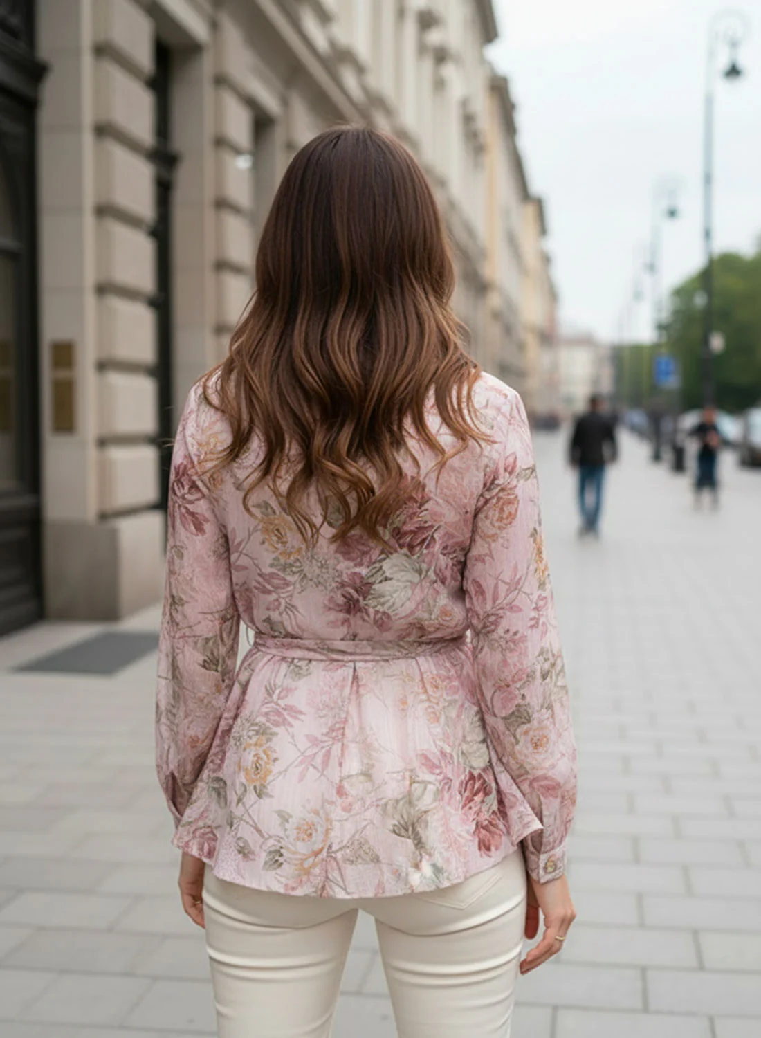 Camicia rosa Floreale con Cintura in Vita e Balze - Image 2