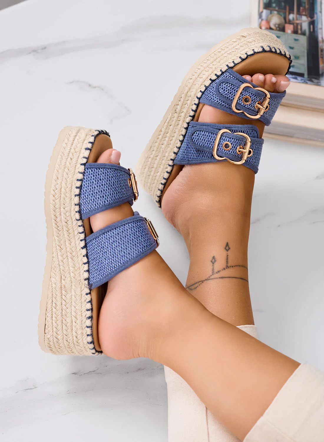 CAROLINA - Sandali platform blu in tessuto con doppia fibbia e suola in corda - Image 2
