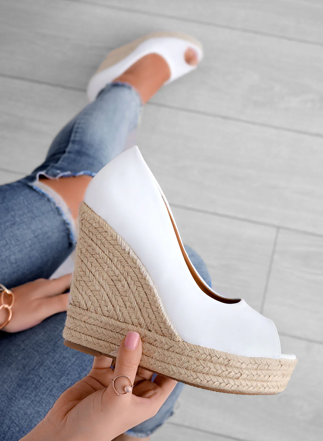 CLEO - Espadrillas bianche in finta pelle con zeppa - Image 5