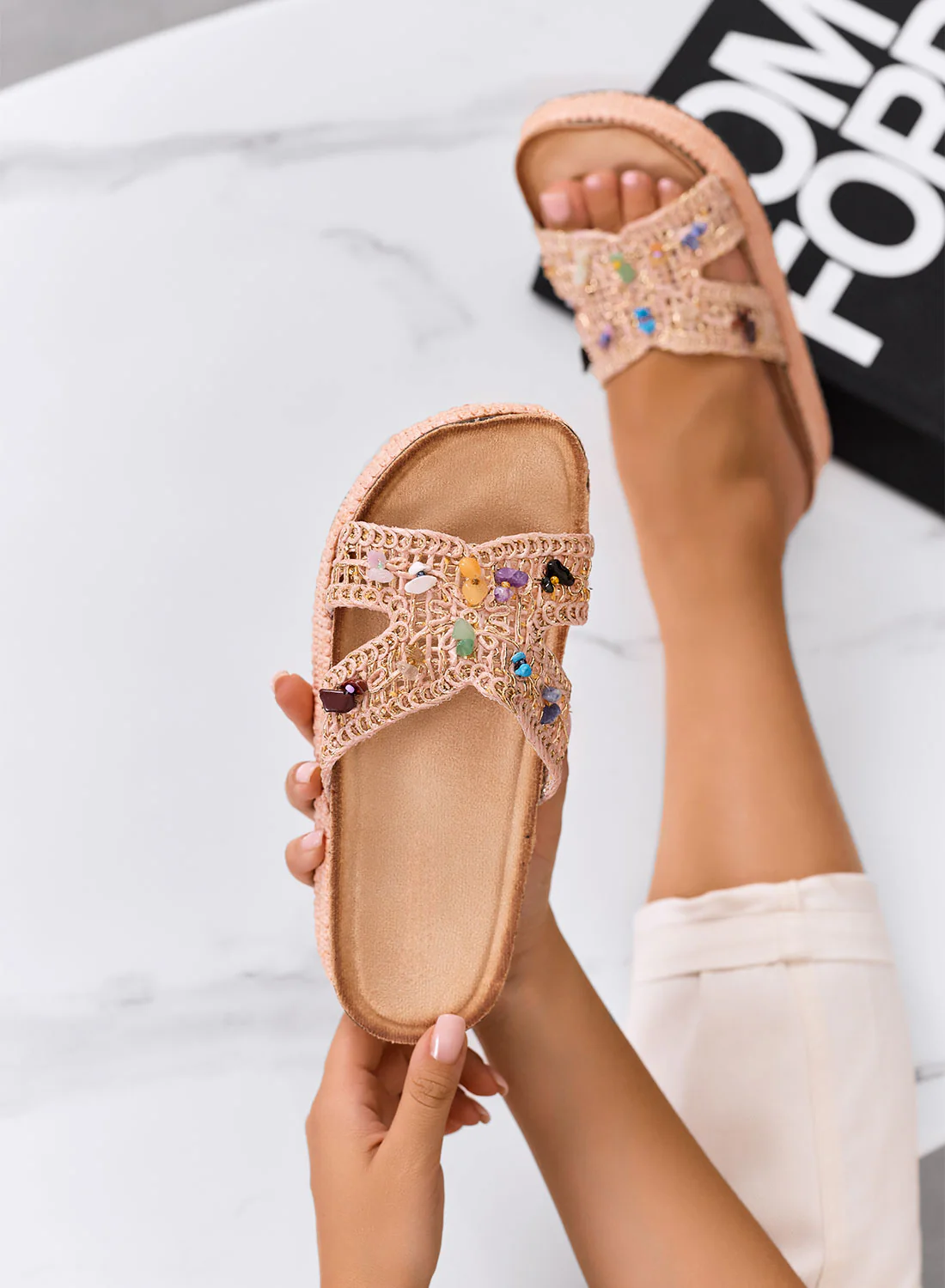 FEDERICA - Sandali ciabatte rosa platform in crochet con pietre colorate - Image 3