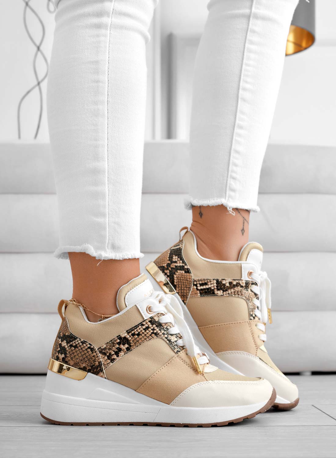 ILIZIA - Sneakers beige Alexoo con zeppa - Image 4