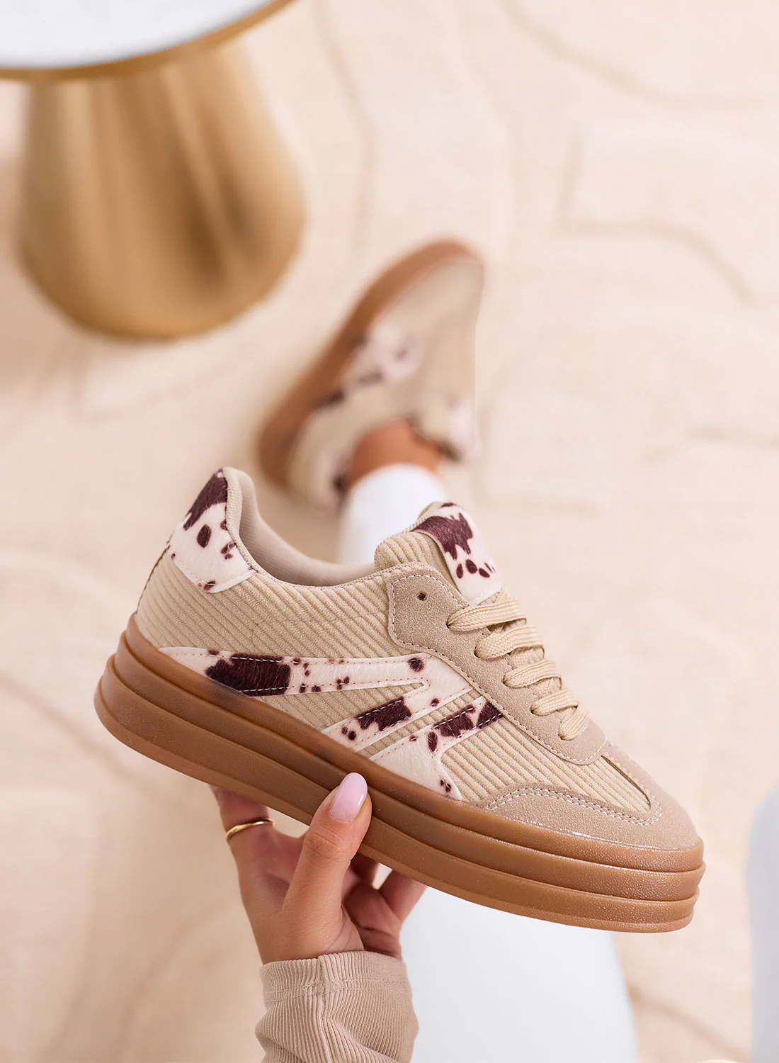 JOLENE - Sneakers beige con stampa e suola platform - Image 4