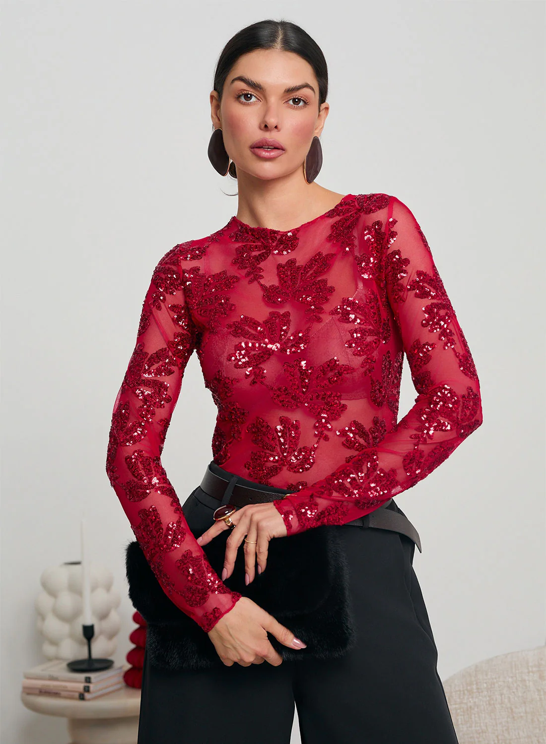 Maglia body rossa trasparenti con dettagli in paillettes - Image 2