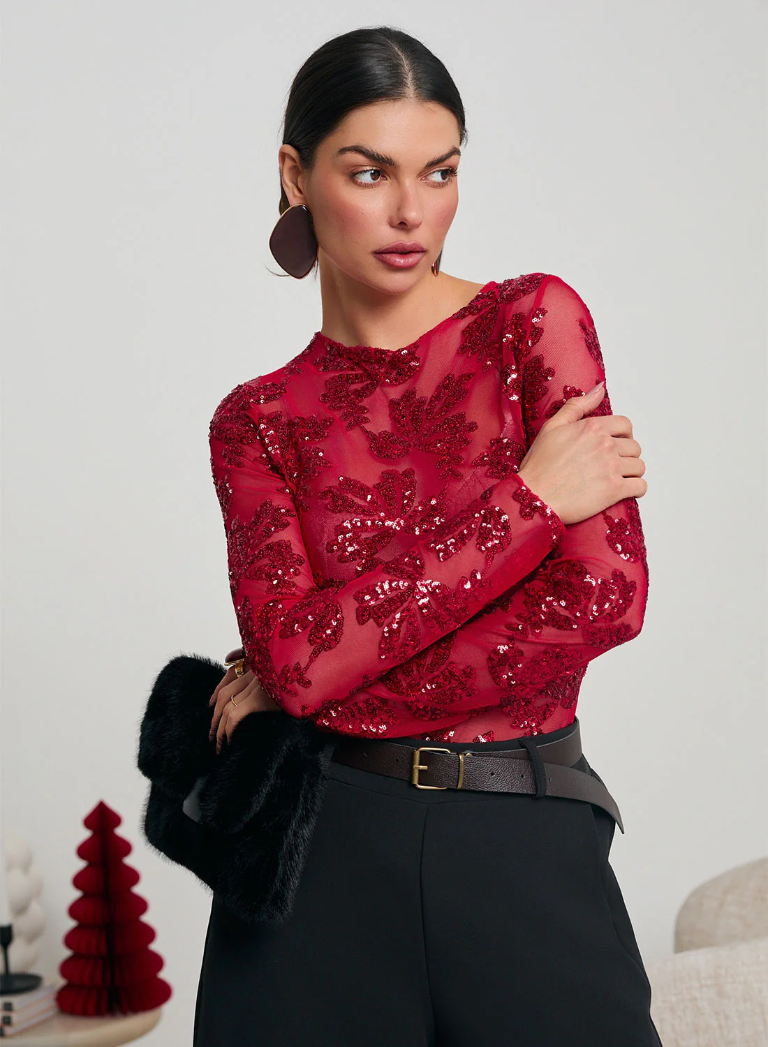 Maglia body rossa trasparenti con dettagli in paillettes - Image 4