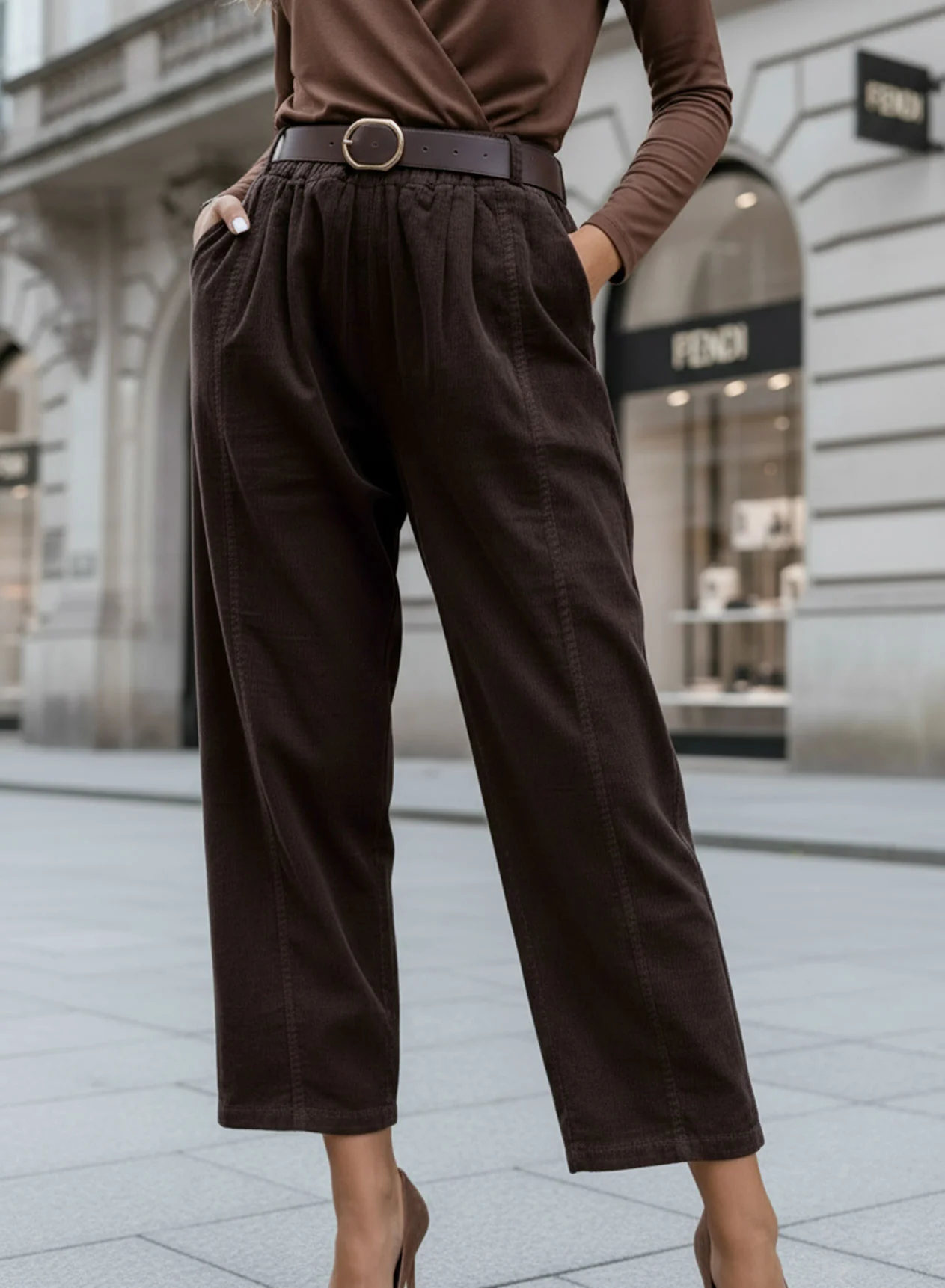 Pantalone marrone a costine con cintura - Image 3