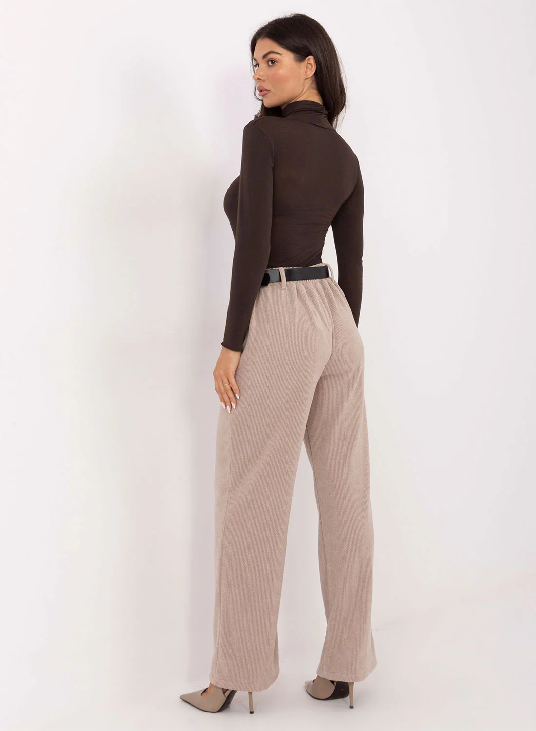 Pantalone Morbido beige a Vita Alta con Cintura - Image 3