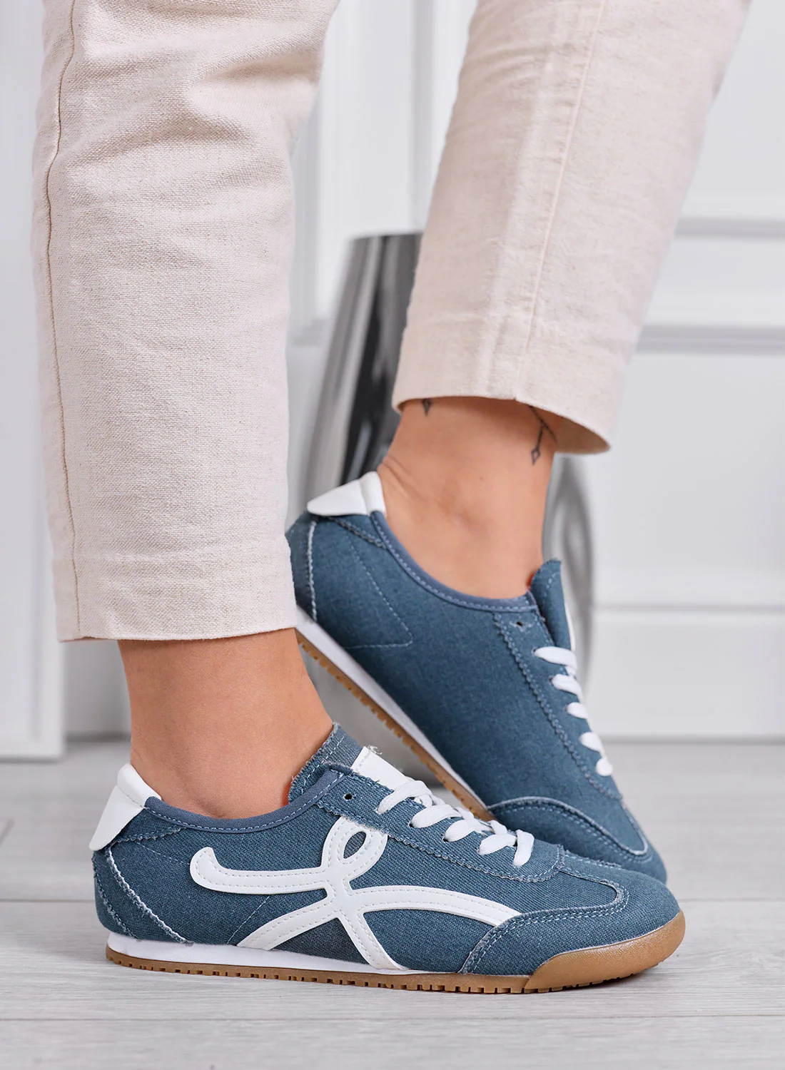 RAMONA - Sneakers Blu jeans con Dettagli Bianchi