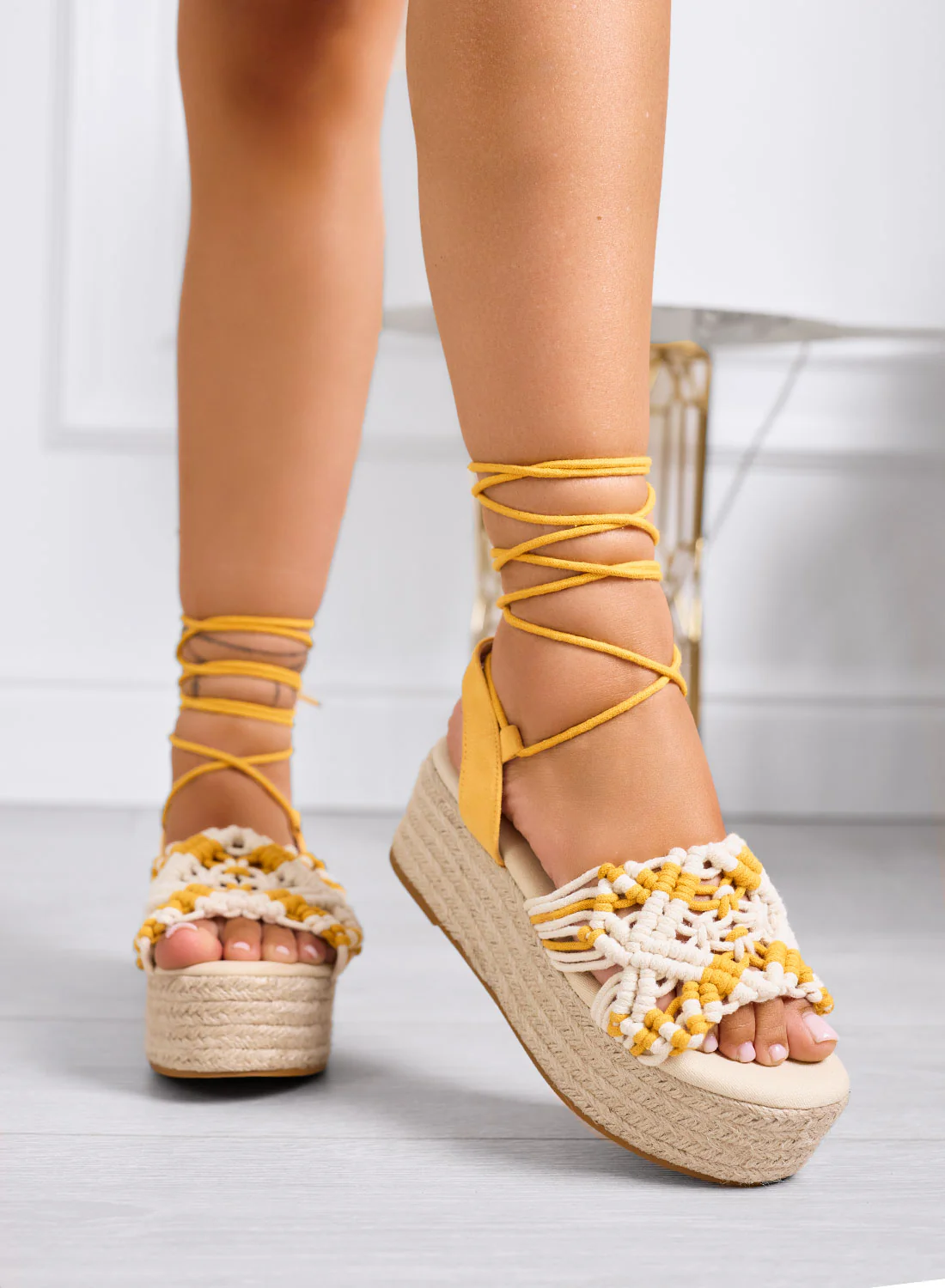 ROBIN - Sandali Espadrillas gialle con zeppa e intreccio macramè - Image 4