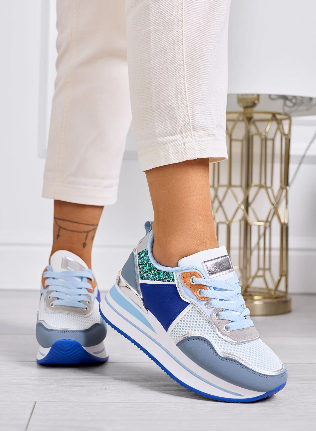 VALDA - Sneakers blu con suola spessa e inserti glitter - Image 2